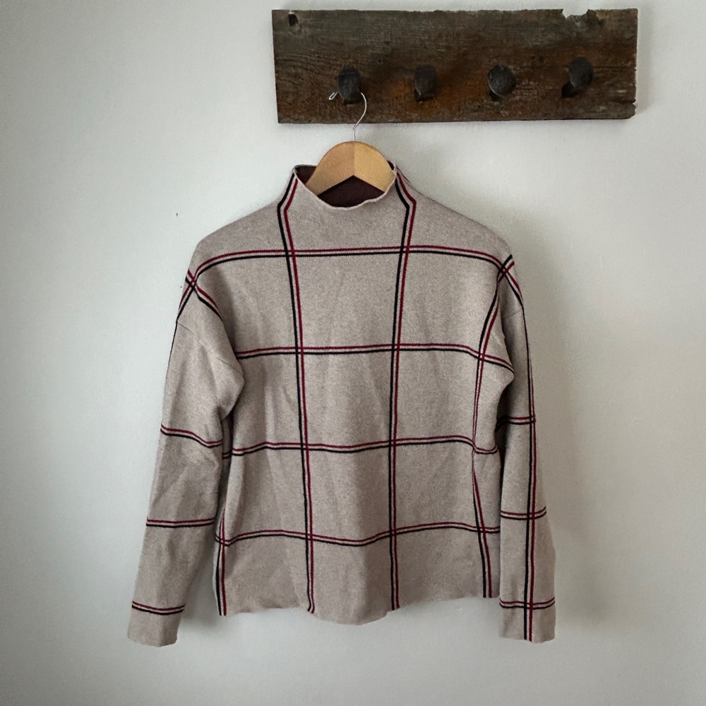 Tahari Sweater